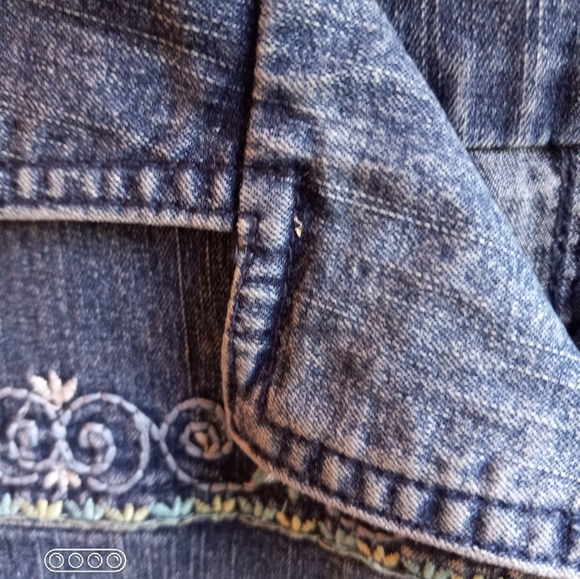 Alfred Dunner Blue Jean Vest - Picture 12 of 14